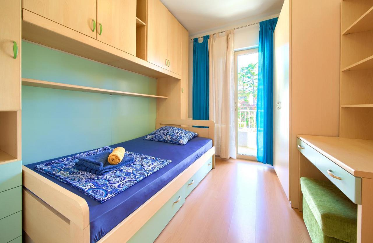 Apartment Lidija Krk Town Luaran gambar