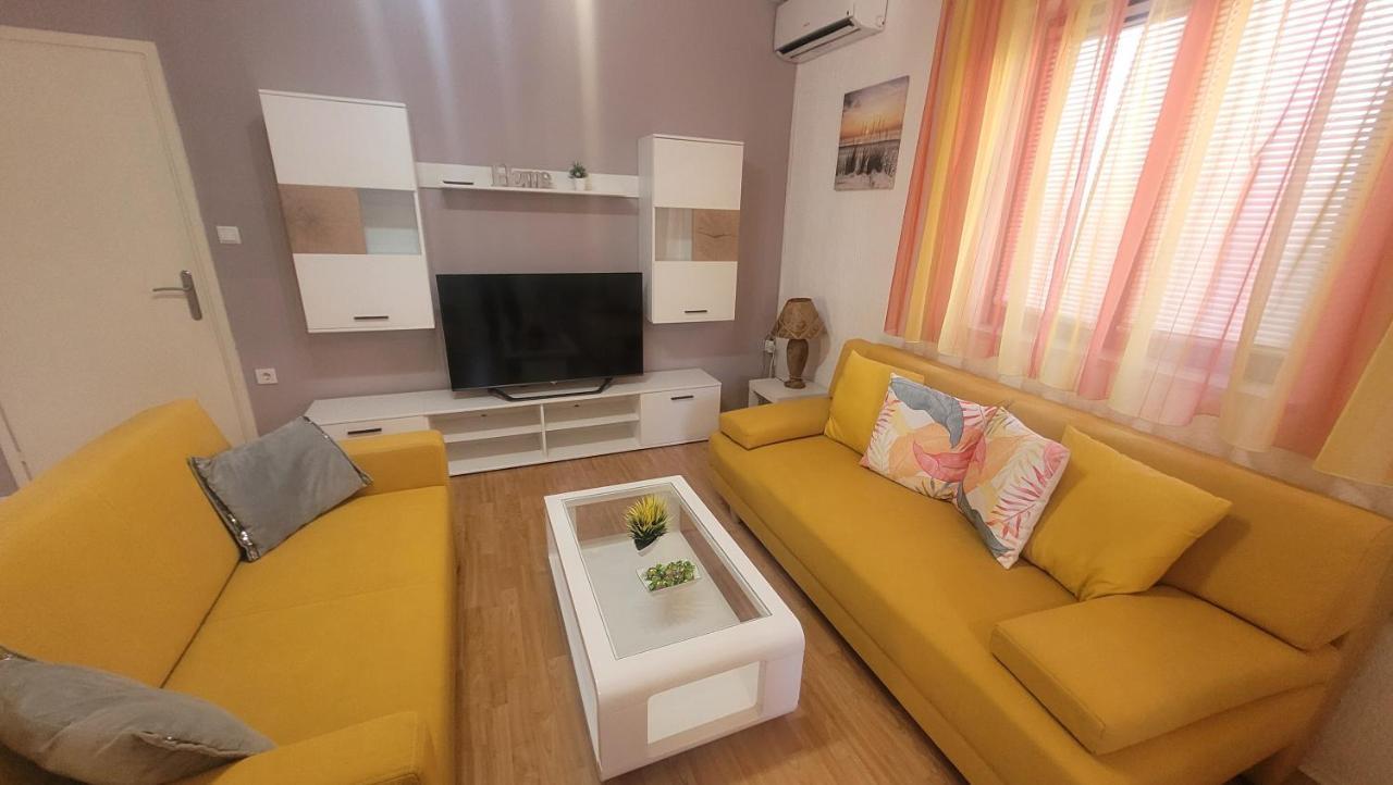 Apartment Lidija Krk Town Luaran gambar