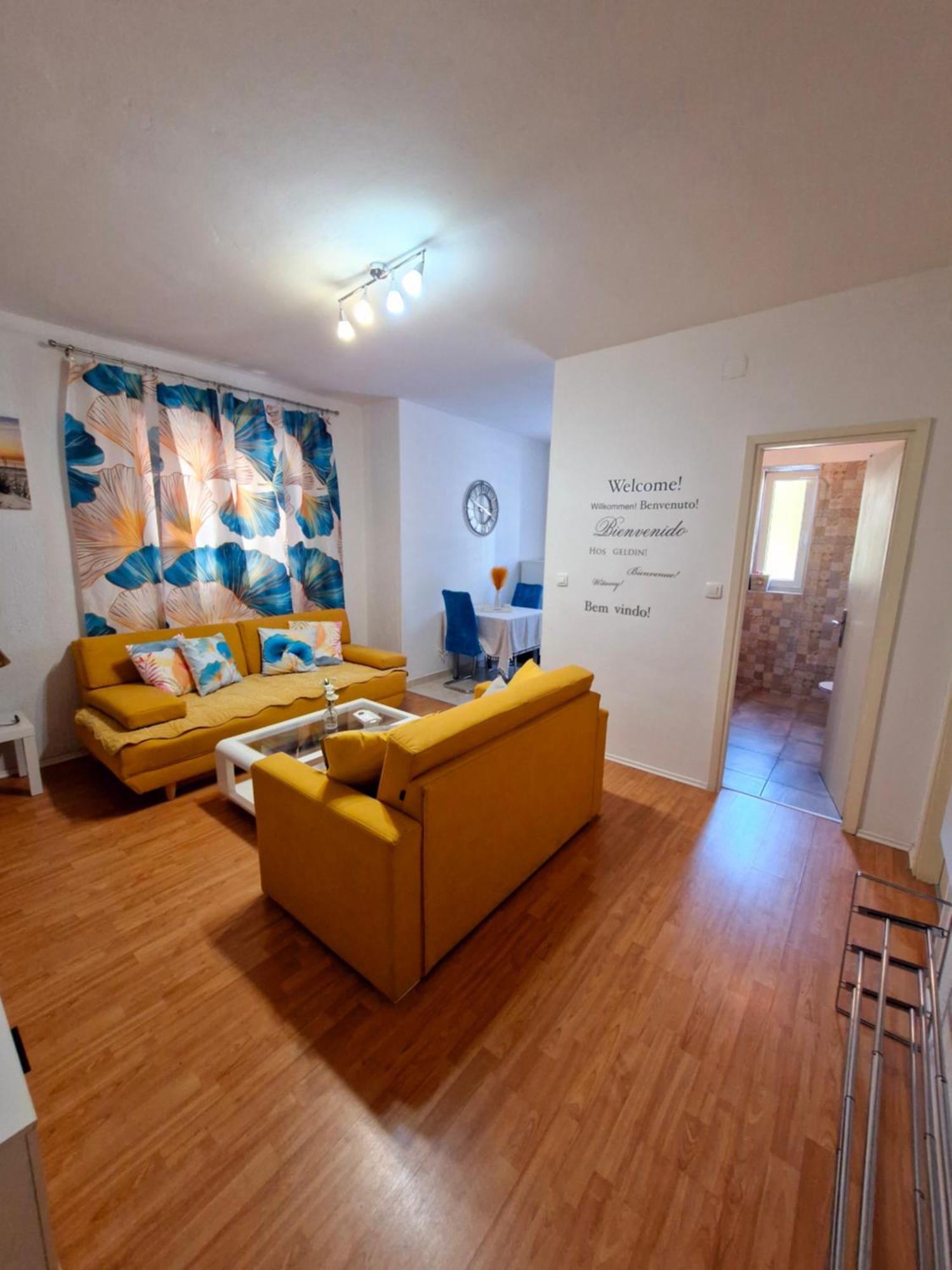 Apartment Lidija Krk Town Luaran gambar